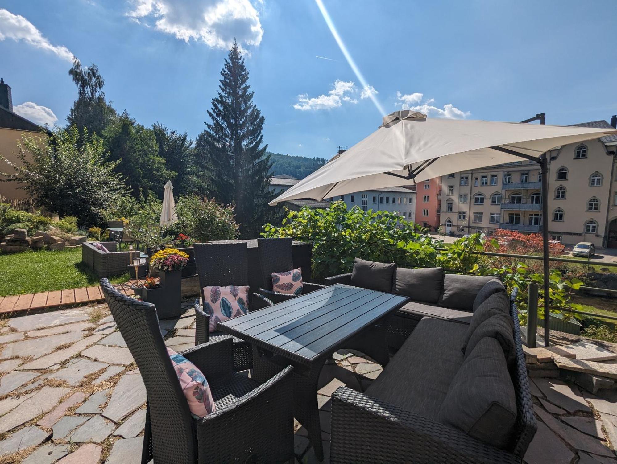 F1 - Urlaubsmagie - Helle Wohnung Mit Sauna & Pool & Whirlpool Sebnitz Exterior foto