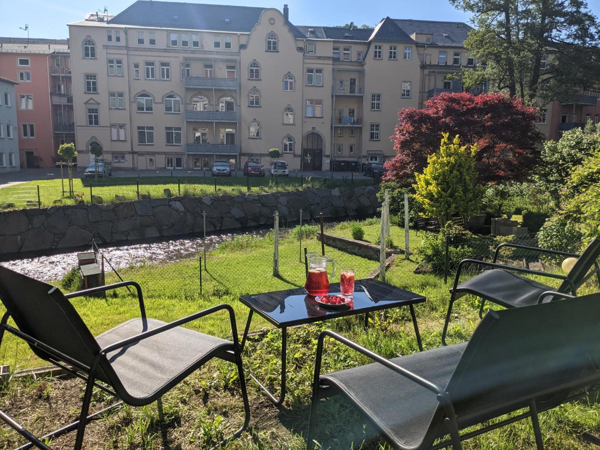 F1 - Urlaubsmagie - Helle Wohnung Mit Sauna & Pool & Whirlpool Sebnitz Exterior foto